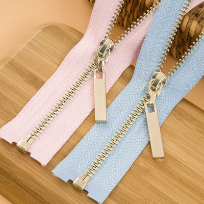 โลหะทนทาน ซิปเกอร์ฟันทอง สังกะสีซิงก์สลัดแบบเปิด