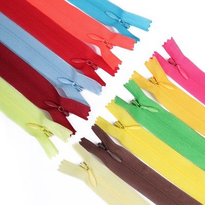 ผ้าไนลอน ผ้าปูไม่เห็น ซิปป์ สีสันจุดโยนหมอน หมอน พลาสติก ซิปป์