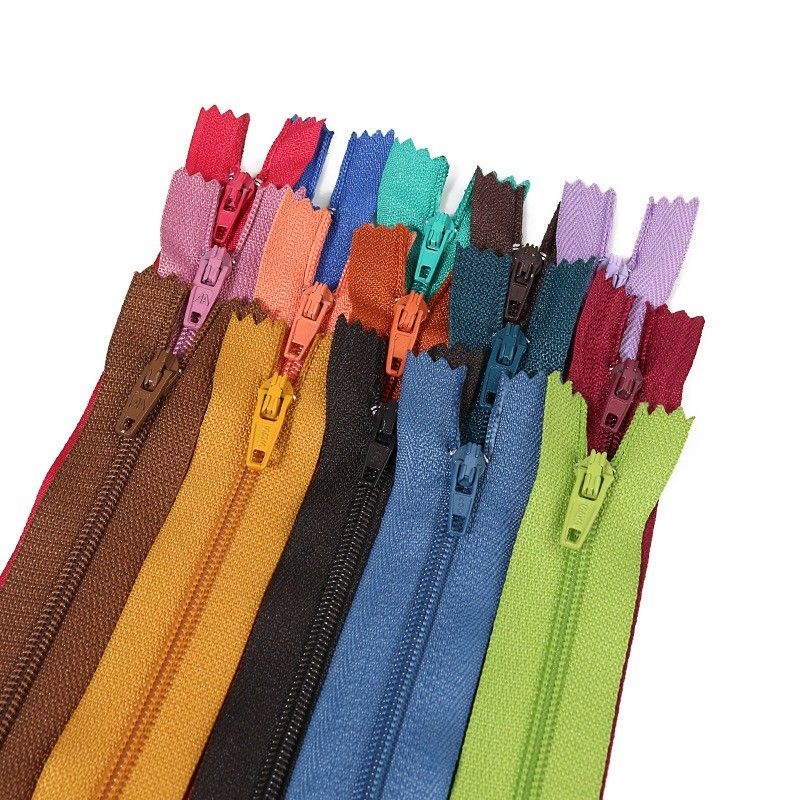 ซิปเปอร์ 25 สี 3# ซิปเปอร์ไนลอน ซิปเปอร์ที่กําหนดเอง สําหรับอุปกรณ์เสริมเย็บเสื้อผ้า